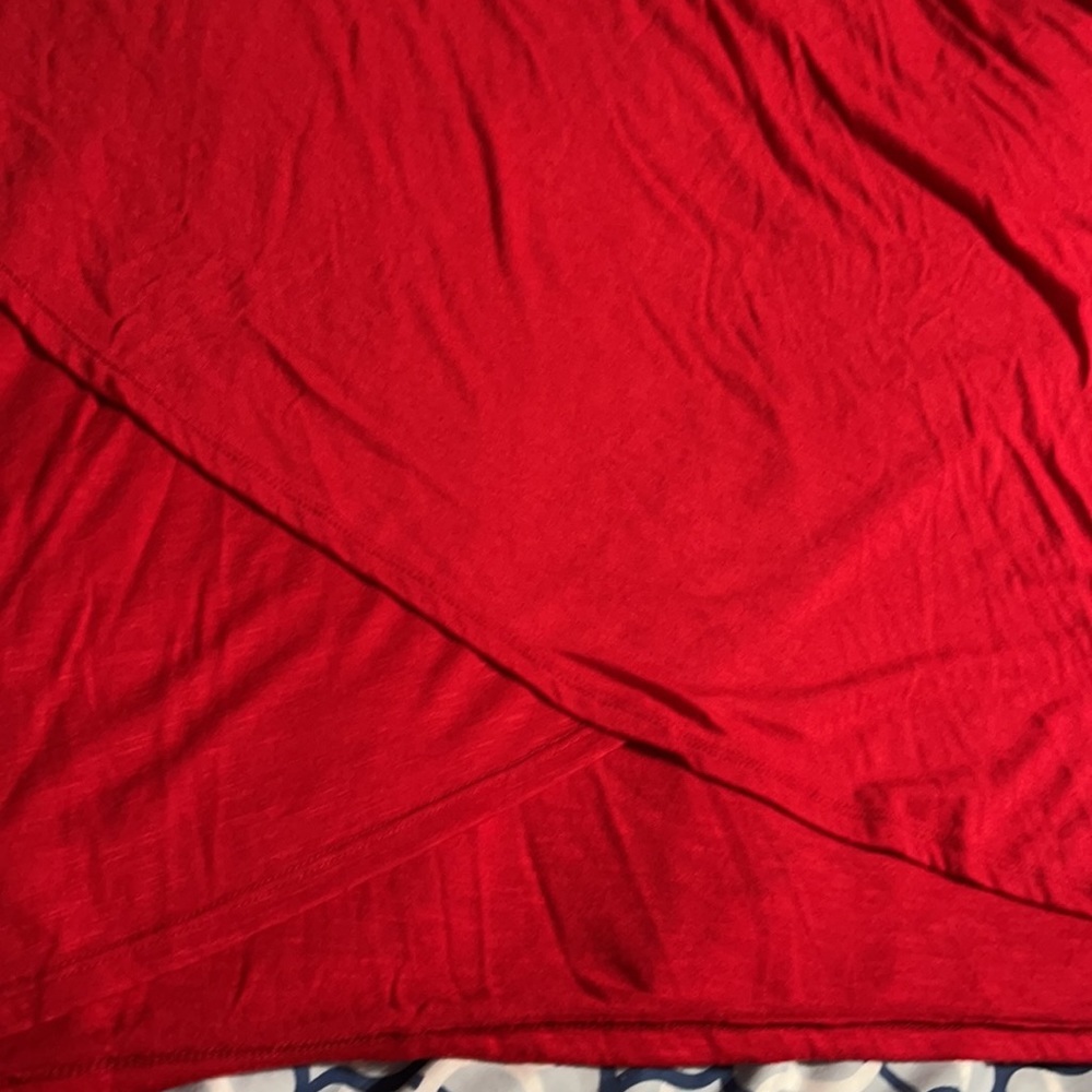 Cute New Directions red top L - Picture 3 of 6